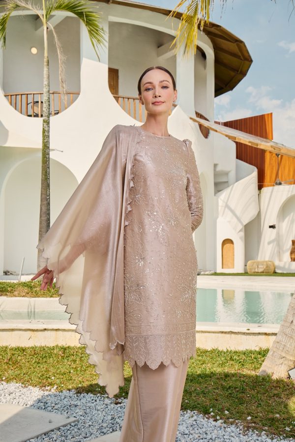 THALIA KURUNG NUDE BROWN (ADULT) RAYA 2026