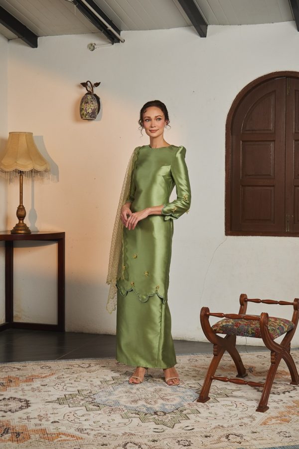 GRACE KURUNG GREEN MATCHA (ADULT) RAYA 2026