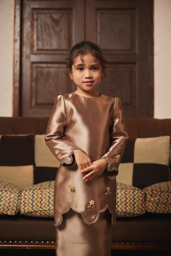 GRACE KURUNG LIGHT BROWN (KIDS) RAYA 2026