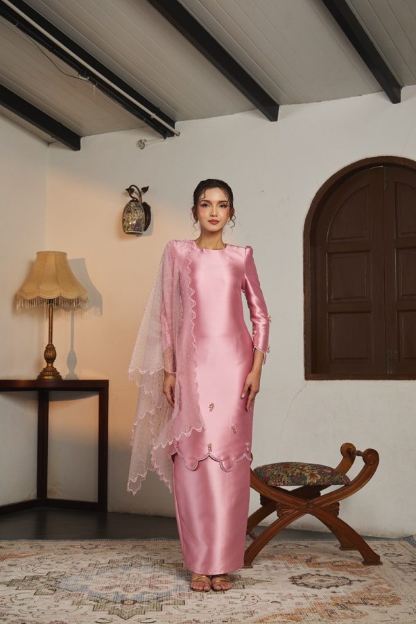 GRACE KURUNG PINK CANDY (ADULT) RAYA 2026