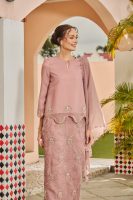 BECCA KURUNG DUSTY PINK (ADULT) RAYA 2026