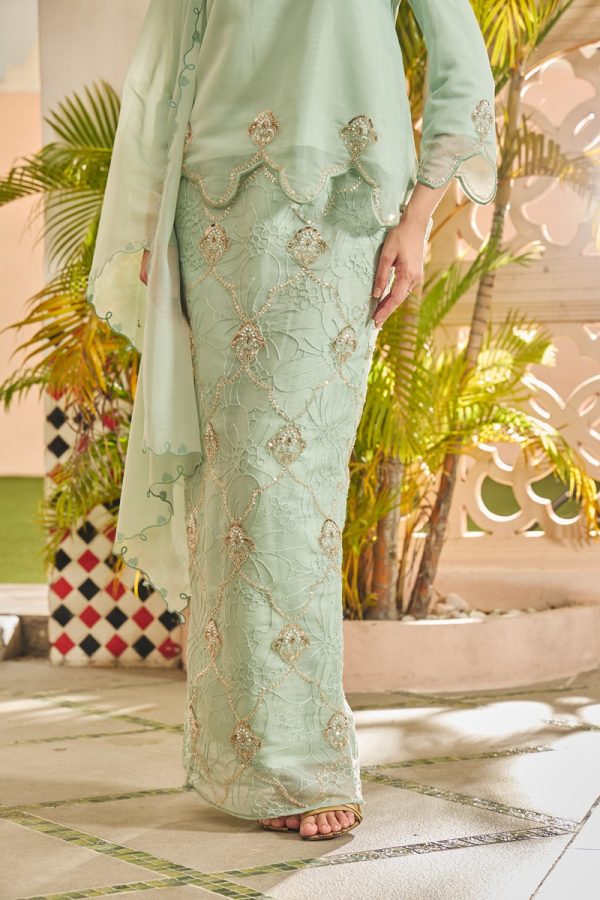 BECCA KURUNG MINT GREEN (ADULT) RAYA 2026