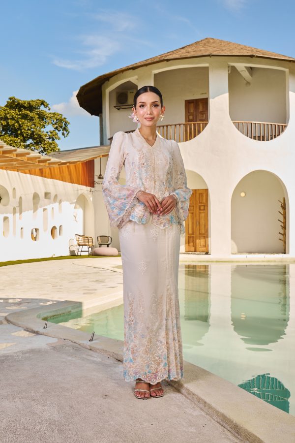 TAAMARA KURUNG BLUE WHITE (ADULT)